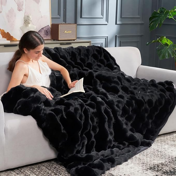 Cozy Bliss Faux Fur Throw Blanket for Couch, Fuzzy Soft Plush Thick Bubble Blanket for Sofa Bedroom Living Room, 60 * 80 Inches Black-Ruum Studio Home