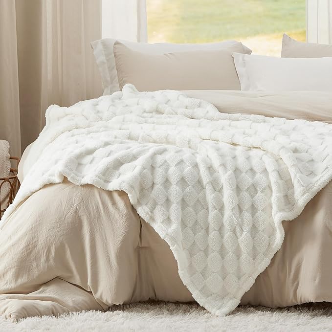 Bedsure GentleSoft White Throw Blanket for Couch - Checkered Fleece Blankets Gifts for Women Men Girls, Cute Soft Cozy Throw for Bedroom Home Decor Gifts, 50x60 Inches-Ruum Studio Home