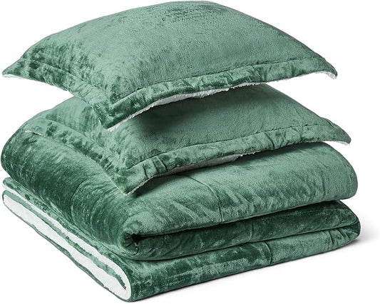 Amazon Basics Reversible Sherpa Comforter Set with Pillow Sham, Green, King-Ruum Studio Home