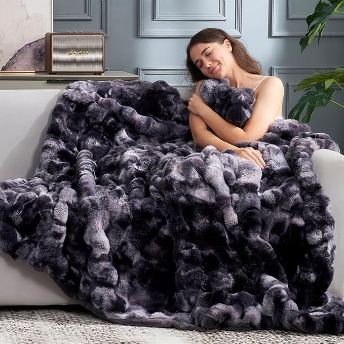 Cozy Bliss Faux Fur Throw Blanket for Couch, Fuzzy Soft Plush Thick Bubble Blanket for Sofa Bedroom Living Room, 60 * 80 Inches Tie Dye Black-Ruum Studio Home