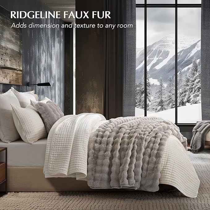 EVERGRACE Ultra Soft Luxury Fluffy Ridgeline Faux Rabbit Fur Throw Blanket, Thick Warm Bubble Throw for Bed, Cozy Plush Reversible Blankets for Couch, Chair, Sofa, Taupe, 50x60 Inches, 870 GSM-Ruum Studio Home