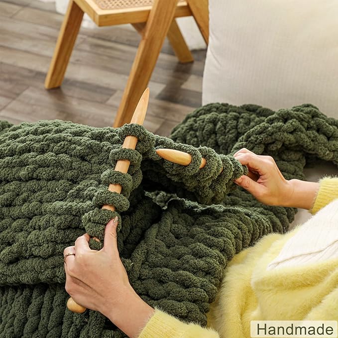 WESHIONGOO Chunky Knit Blanket Throw 40"×40" Knitted Throw Blankets for Couch Bed Fluffy Soft Blanket with Jumbo Chenille Yarn Thick 100% Handmade (Olive Green)-Ruum Studio Home