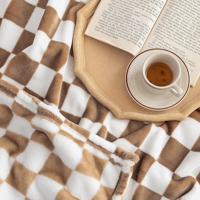 LOMAO Throw Blankets Flannel Blanket with Checkerboard Grid Pattern Soft Throw Blanket for Couch, Bed, Sofa Luxurious Warm and Cozy for All Seasons (Khaki, 90"x90")-Ruum Studio Home