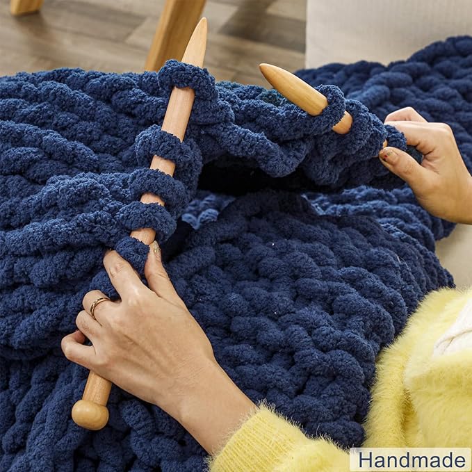 WESHIONGOO Chunky Knit Blanket Throw 50"×60" Knitted Throw Blankets for Couch Bed Fluffy Soft Blanket with Jumbo Chenille Yarn Thick 100% Handmade (Navy Blue)-Ruum Studio Home