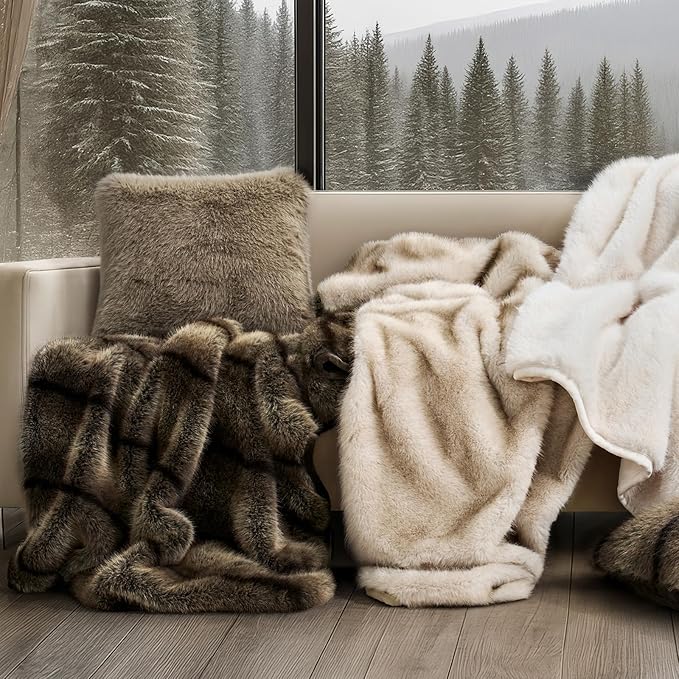Luxury Faux Fur Throw Blanket, Soft Fluffy Faux Mink Blankets for Bed, Couch, Sofa, Thick Cozy Plush Warm Fur Throws with Reversible Velvet, Tipped Golden Fox, 50"x60"-Ruum Studio Home