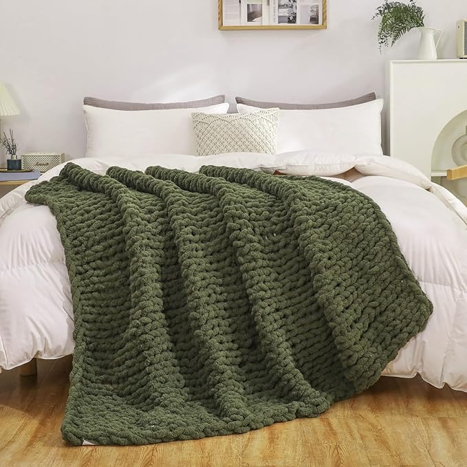 WESHIONGOO Chunky Knit Blanket Throw 50"×60" Knitted Throw Blankets for Couch Bed Fluffy Soft Blanket with Jumbo Chenille Yarn Thick 100% Handmade (Olive Green)-Ruum Studio Home