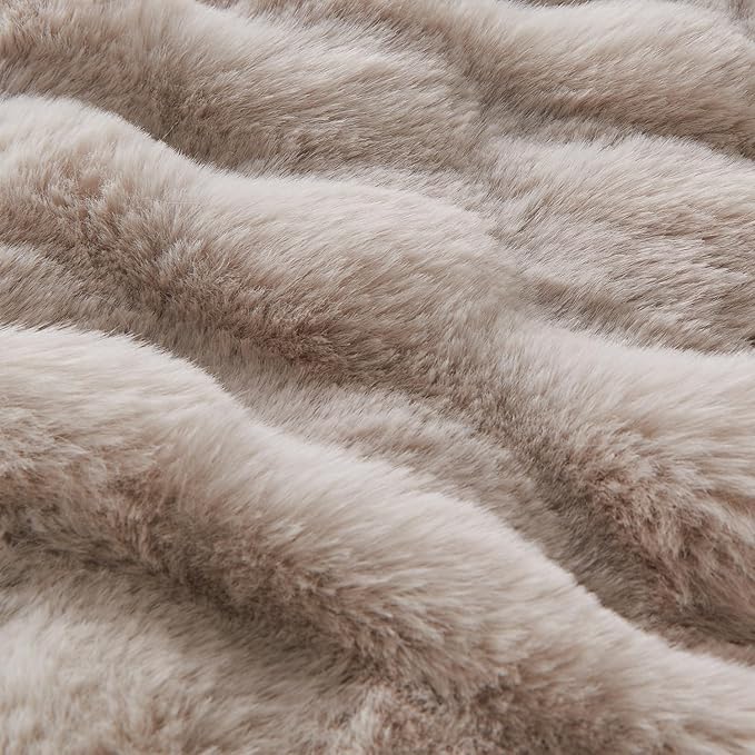Lotus Karen Faux Fur Throw Blanket Linen - 800 GSM Bubble Rabbit Fluff Blanket for Couch Bed Sofa,Softest Fluffy Fuzzy Cozy Blanket,Thick Furry Plush Shaggy Warm Blankets for Women,90x90 Inches-Ruum Studio Home