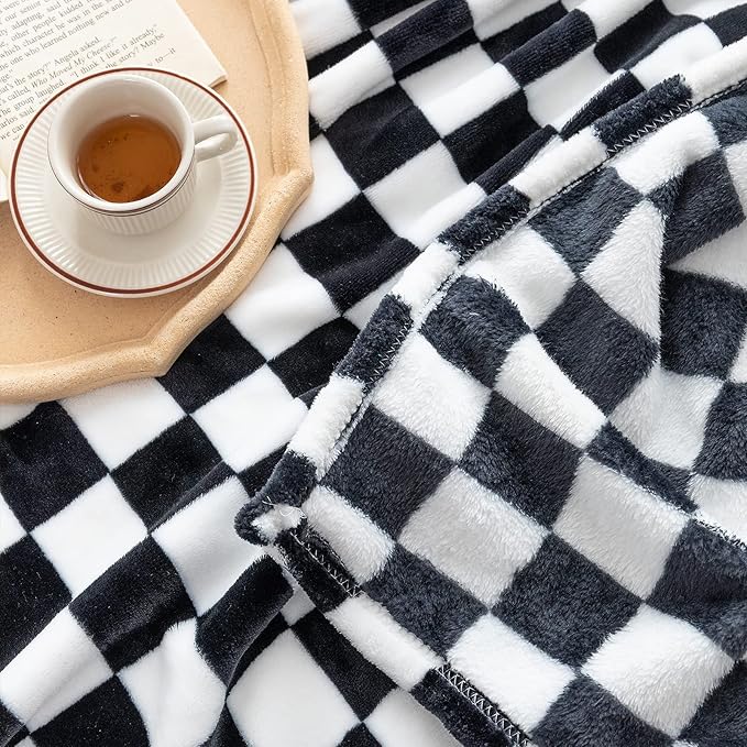LOMAO Throw Blankets Flannel Blanket with Checkerboard Grid Pattern Soft Throw Blanket for Couch, Bed, Sofa Luxurious Warm and Cozy for All Seasons (Black, 50"x60")-Ruum Studio Home