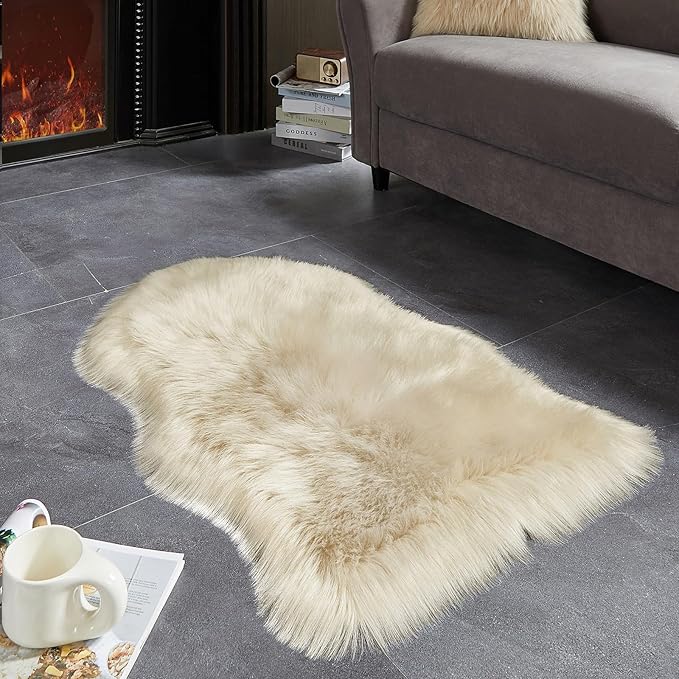 AMTOVO Faux Fur Rug, Beige Small Area Rug, Fluffy Sheepskin Rug, Fuzzy Ultra Soft 2 x 3 ft Shag Rugs for Bedroom Sofa Throw Cushion Room Decor, Sheepskin-Ruum Studio Home
