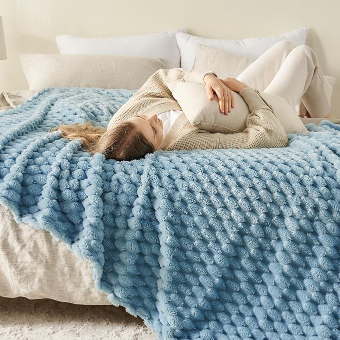 NEWCOSPLAY Super Soft Twin Blanket Blue Premium Silky Flannel Fleece 3D Clouds Stylish Jacquard Lightweight Bed Blanket All Season Use 350GSM (Blue, Twin(60"x80"))-Ruum Studio Home