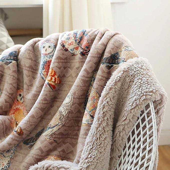 UKELER Owl Throw Blanket Queen Size 80'' x 90'', Soft Cozy Warm Throw Blanket for Bed/Couch/Sofa/Camping, Great Gift for Women's Day,Mother's Day,Father's Day,Thanksgiving,Christmas,Hallows' Day-Ruum Studio Home