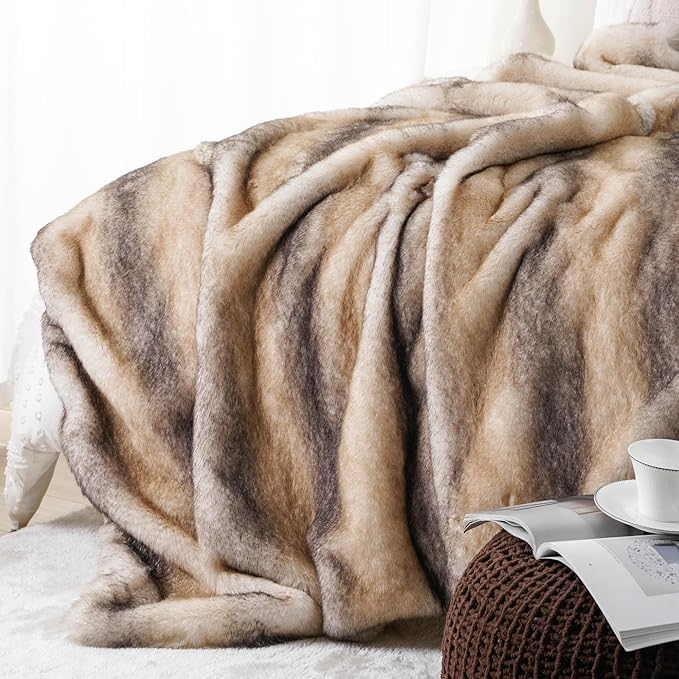 BATTILO HOME Luxury Faux Fur Throw Blanket, Soft Cozy Mink Fur Blanket for Couch, Sofa, Chair, Bed, Thick Warm Fall Fur Throw Blankets, 50"x60"-Ruum Studio Home