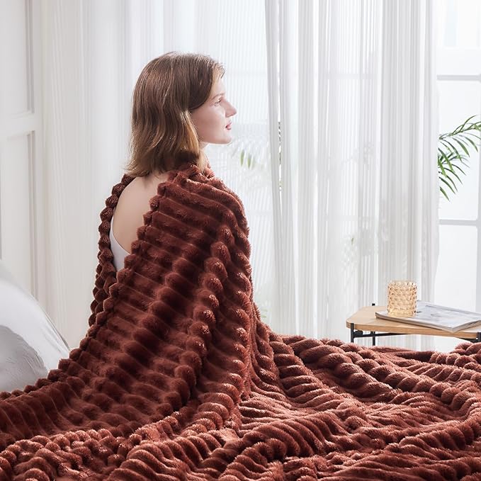 NEWCOSPLAY Super Soft King Blanket Coffee Premium Silky Flannel Fleece 3D Ribbed Jacquard Lightweight Bed Blanket All Season Use (Coffee Ribbed, King(90"x110"))-Ruum Studio Home