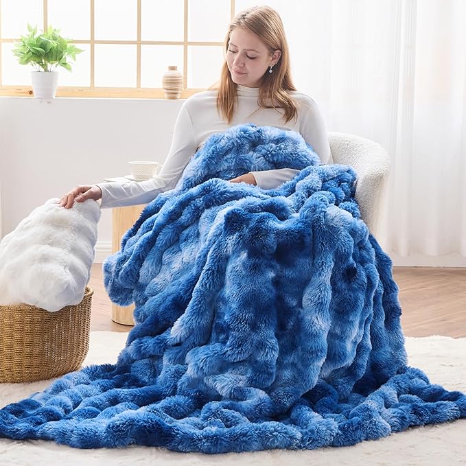 NEWCOSPLAY Faux Fur Twin Blanket Indigo Luxury Fluffy Thick Warm Bubble Blanket for Couch Sofa Bed 700GSM (Indigo, Twin(60"x80"))-Ruum Studio Home