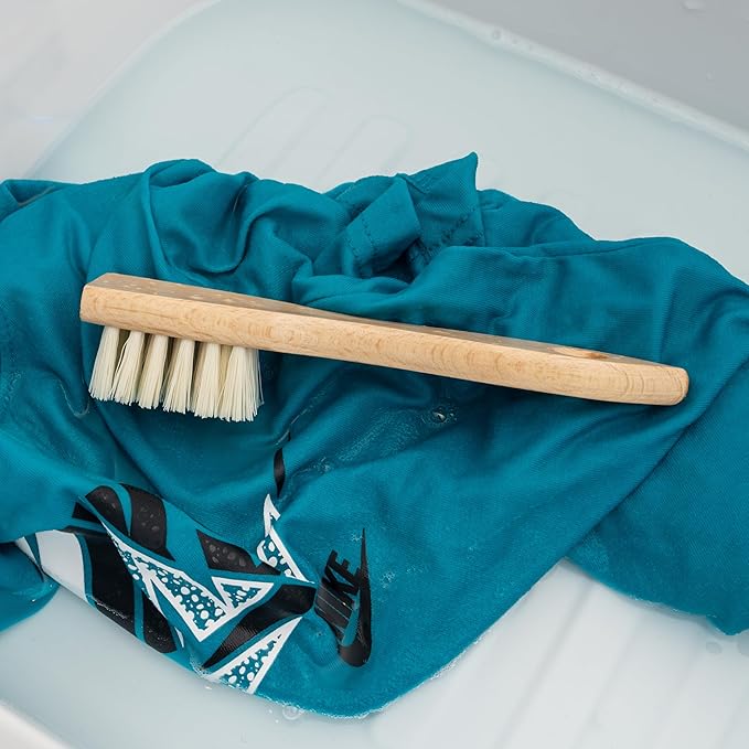 KONEX Laundry Brush - European Economy Laundry Brush for Stains on Clothes, Incredible Stain Remover with Sturdy Bristles, Convenient Handheld Design for Effortless Cleaning-Ruum Studio Home