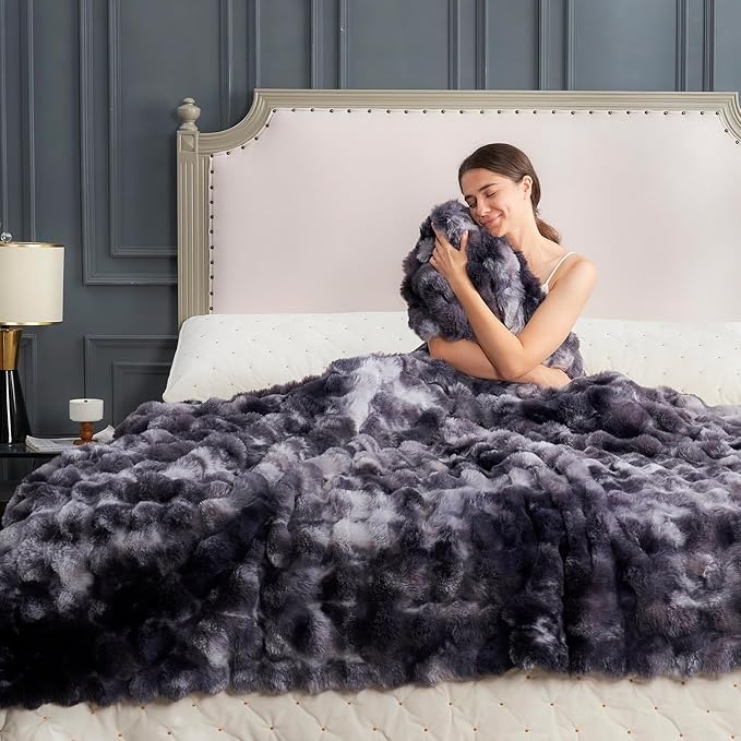 Cozy Bliss Faux Fur Throw Blanket for Couch, Fuzzy Soft Plush Thick Bubble Blanket for Sofa Bedroom Living Room, 108 * 90 Inches Tie Dye Black-Ruum Studio Home