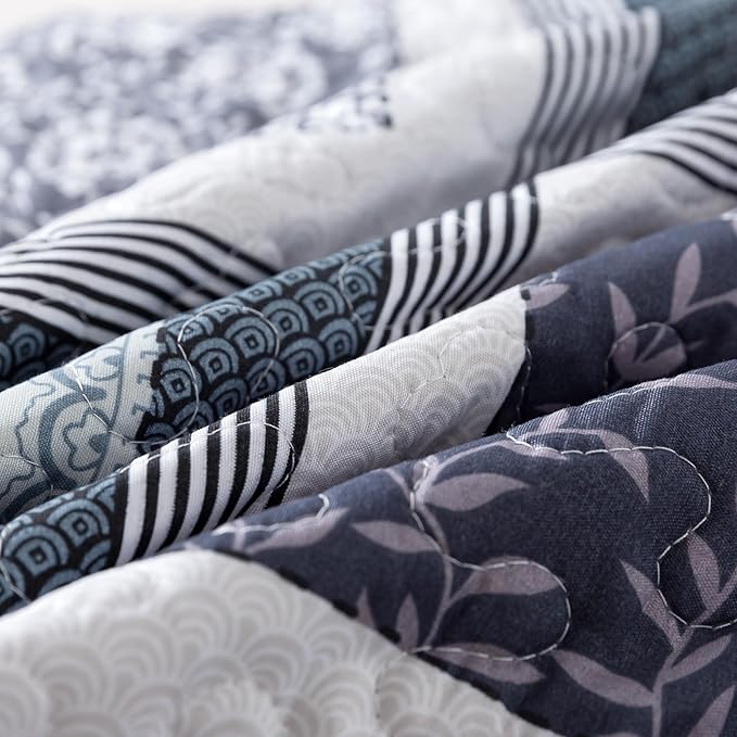 NEWLAKE Quilt Bedspread Sets - Bohemian Farmhouse Pattern Reversible Coverlet Set, Queen Size-Ruum Studio Home
