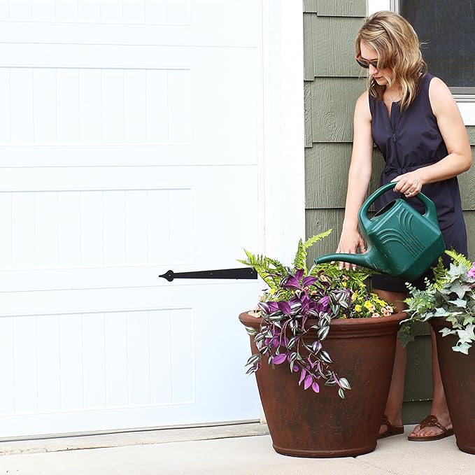 Sunnydaze 24-Inch Anjelica Large Plastic Pot for Plants - Outdoor Polyresin Round Planter with Drillable Drainage Holes - Rust-Ruum Studio Home