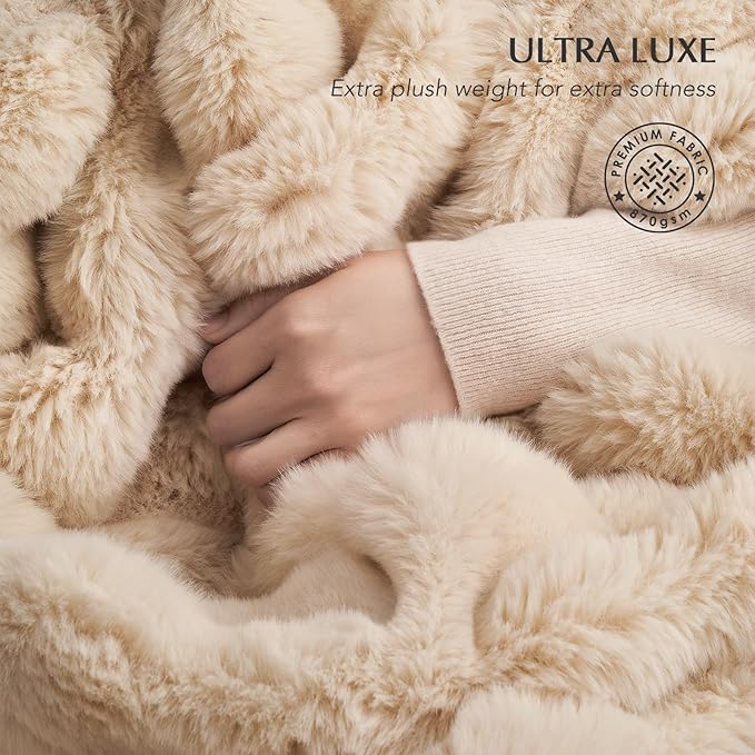 EVERGRACE Ultra Soft Luxury Fluffy Ridgeline Faux Rabbit Fur Throw Blanket, Thick Warm Bubble Throw for Bed, Cozy Plush Reversible Blankets for Couch, Chair, Sofa, Cream, 80x90 Inches, 870 GSM-Ruum Studio Home