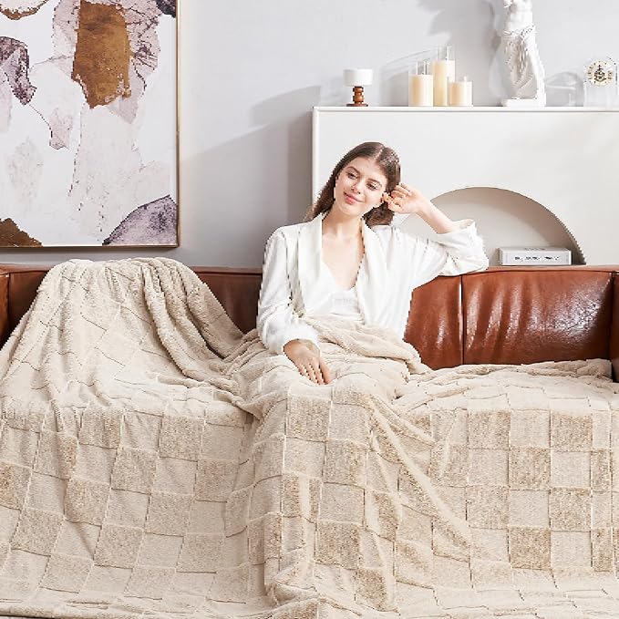 Cozy Bliss Tan Checkered Faux Rabbit Fur Throw Blanket, Soft Fuzzy Fluffy Minky Furry Blankets for Couch, Bed (50 * 60 Inches Beige)-Ruum Studio Home