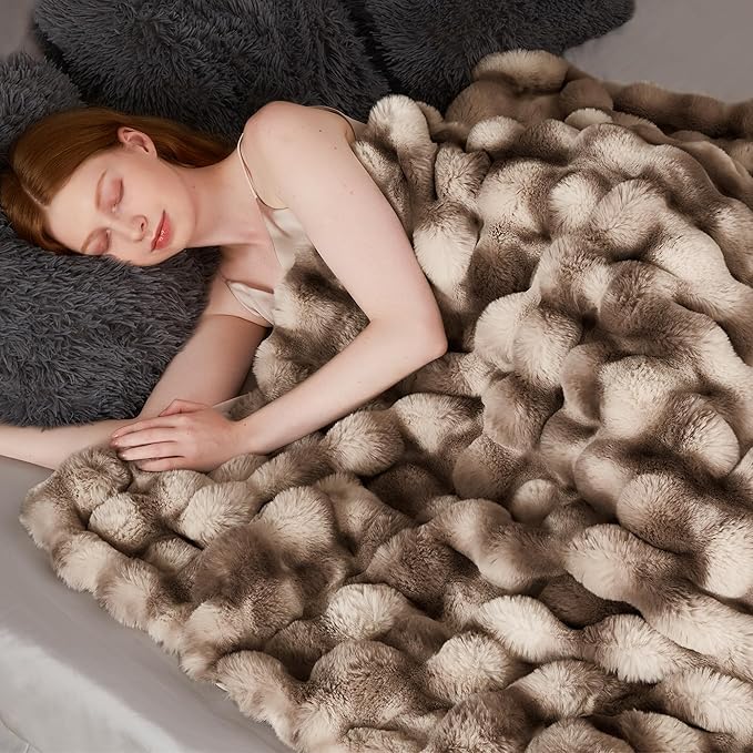 Touchat Luxury 1000GSM Rabbit Faux Fur Blanket, Super Heavy Warm Cozy Brown Blankets for Couch Bed Sofa, Ruched Plush Fuzzy Elegant Soft Reversible Mink Blanket for Living Room Bedroom, 90" x 90"-Ruum Studio Home