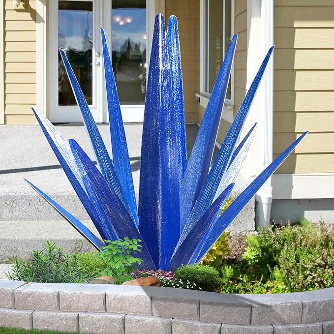 Large Tequila Rustic Sculpture, Rustic Metal Agave Plants for Outdoor Patio Yard, Home Decor Metal Agave Garden Yard Statue-Ruum Studio Home