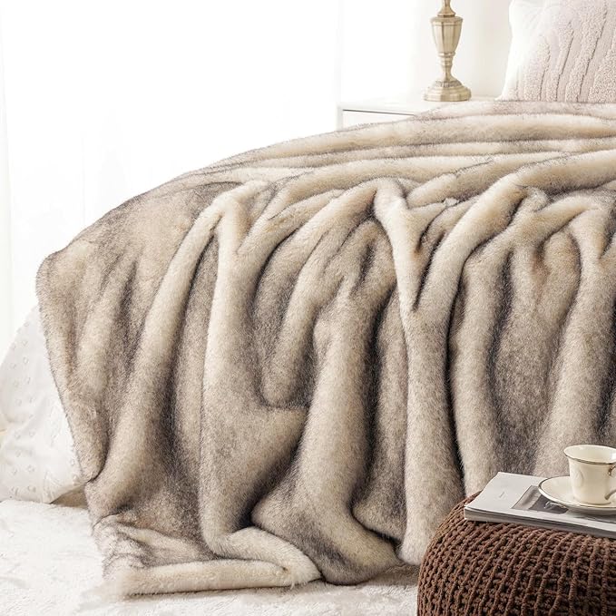 BATTILO HOME Luxury Fluffy Faux Fur Throw Blanket, Cozy Soft Warm Fur Blanket for Couch, Sofa, Chair, Bed, Plush Fuzzy Fur Throws with Long Pile & Brushed Tips, 50"x60"-Ruum Studio Home