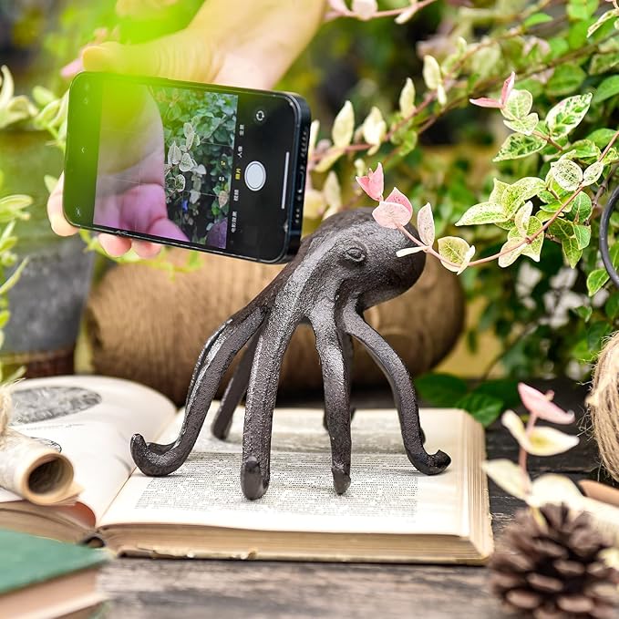 Sungmor Cast Iron Octopus Statue, Decorative Bookend, Cute Sculpture on Bookshelf or Desk, Creative Cell Phone Holder, Octopus Stand for Tablet, Black Brown-Ruum Studio Home