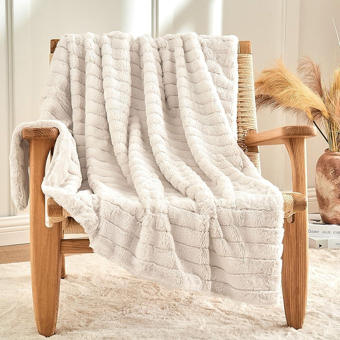 BEDELITE Faux Fur Throw Blanket for Couch, Soft and Cozy 3D Ribbed Fluffy Blanket, Thick Warm Plush Fuzzy Faux Rabbit Fur Blanket for Women Gift (Beige, 50"x 60")-Ruum Studio Home
