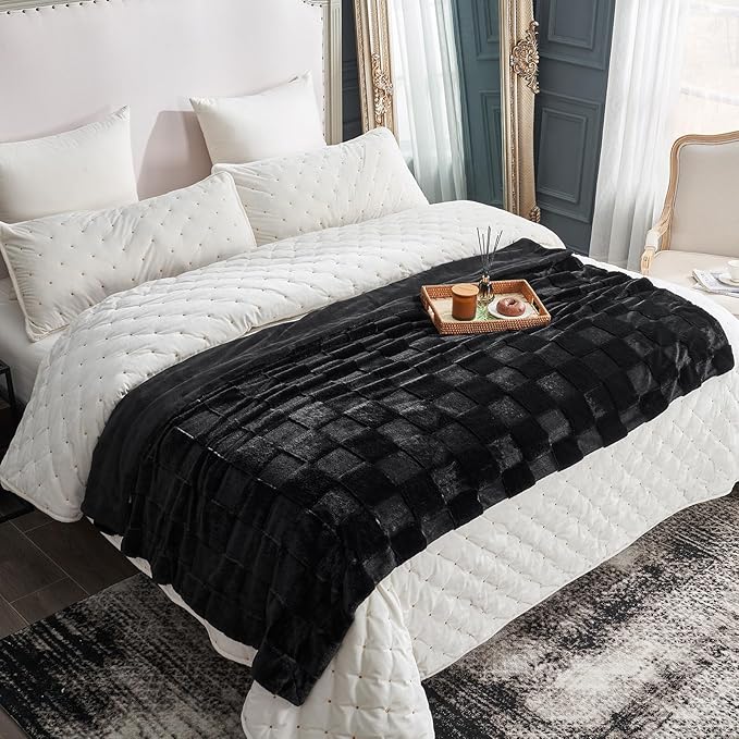 Cozy Bliss Checkered White Faux Rabbit Fur Throw Blanket, Soft Fuzzy Fluffy Minky Cream Furry Blankets for Couch, Bed (Black, King(108" x 90")-Ruum Studio Home