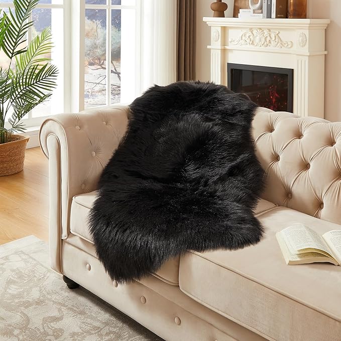AMTOVO Faux Fur Rug, Black Area Rug, Fluffy Sheepskin Rug, Fuzzy Ultra Soft 2 x 4 ft Shag Rugs for Bedroom Sofa Throw Cushion Room Decor, Sheepskin-Ruum Studio Home