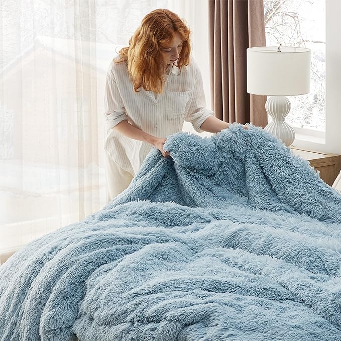 Bedsure GentleSoft Fluffy Light Blue Blankets Queen Size for Bed, Thick Sherpa Faux Fur Fleece Fuzzy Plush Winter Warm Soft Full Queen Blankets, Bedroom Decor Blue Cozy Gifts for Women Men, 90x90-Ruum Studio Home