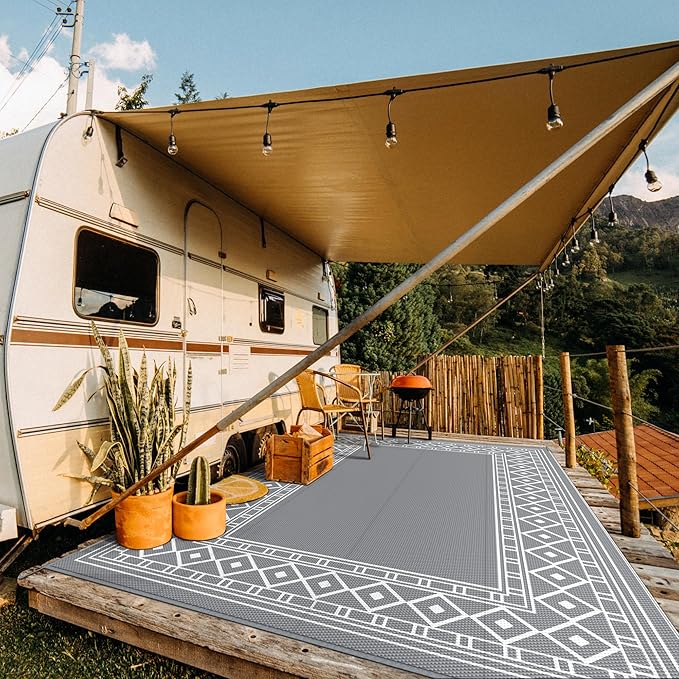 GENIMO Outdoor Rug Waterproof Area 10'x14' for Patio, Foldable Reversible Plastic Straw Carpet for Travel Trailers, Outside Mat for Rv, Deck, Picnic, Porch, Camper, Balcony, Beach, Grey & White-Ruum Studio Home