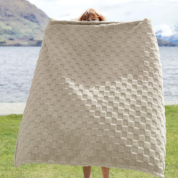 Bedsure GentleSoft Light Brown Twin XL Blanket for Bed - Super Soft Cozy Fleece Blankets for Women, Cute Throws for Girls, Dorm Room Essentials for Girls Teens Back to School, 66x90 Inches-Ruum Studio Home