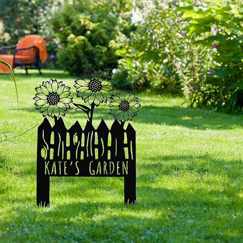 Custom Sunflower Metal Garden Sign with Stakes, Flower Garden Decor, Personalized Family Name Sign, Farmhouse Yard Decorative, Patio Art, Mother's Day Gift, Mom Gift, Housewarming Gift-Ruum Studio Home