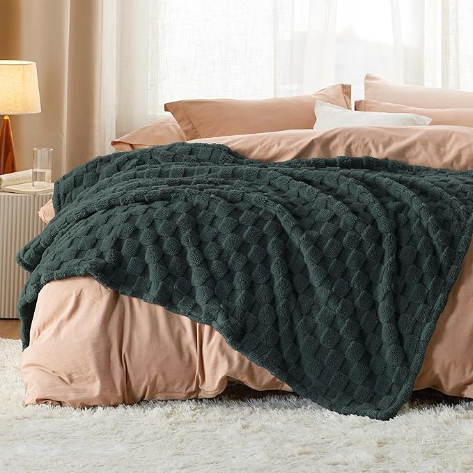 Bedsure GentleSoft Dark Green Throw Blanket for Couch - Checkered Fleece Blankets Gifts for Women Men Girls, Cute Soft Cozy Throw for Bedroom Home Decor Gifts, 50x60 Inches-Ruum Studio Home