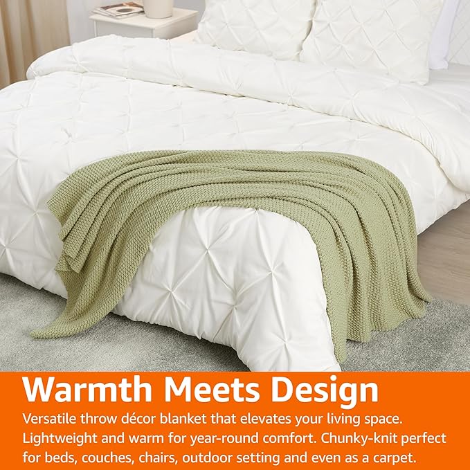 Amazon Basics Chunky Cable Knit Throw Blanket for Couch, Sofa, Bed, Lightweight Soft Cozy, Sage Green, 50"x 60"-Ruum Studio Home