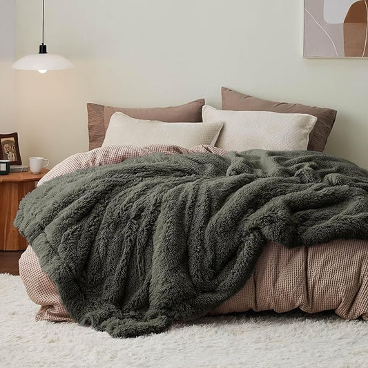 Bedsure GentleSoft Fluffy Olive Green Blankets Queen Size for Bed, Thick Sherpa Faux Fur Fleece Fuzzy Plush Winter Warm Soft Queen Blankets, Bedroom Olive Green Decor Cozy Gifts for Women Men, 90x90-Ruum Studio Home