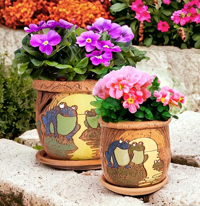 Ceramic Pot with Drainage Hole and Saucer, Plant Pots, Modern Decorative Planters for House Plants Indoor Flowers Plants, Cute Flower Pot - Gifts (Frogs (1.6 L))-Ruum Studio Home
