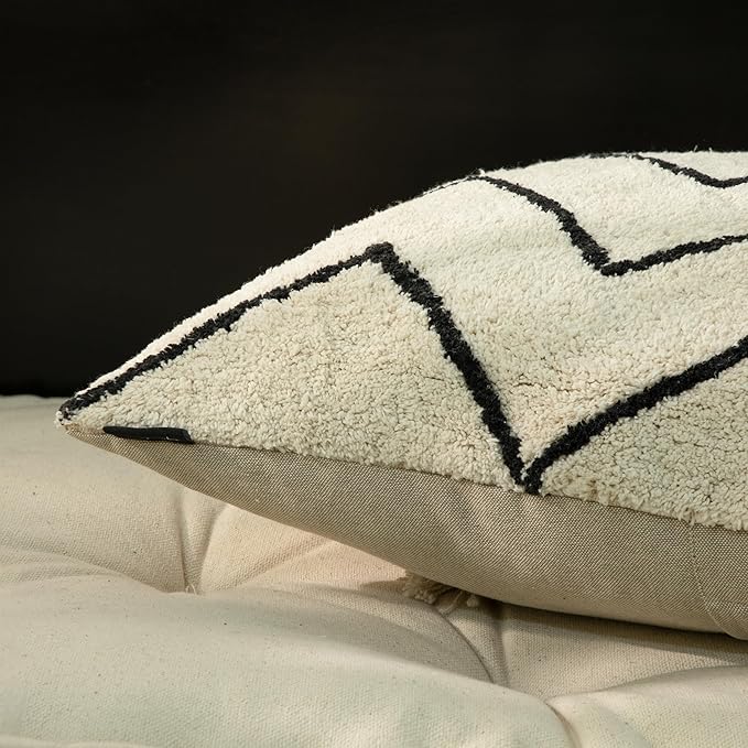 Tufted Boho Pillow Covers 18X18 Inch Throw Pillow Covers Decorative Cushion Cover Exquisitely Crafted with Hand-Finished Tuft Farmhouse Pillow Case for Couch Sofa Bed Living Room Bedroom-Ruum Studio Home