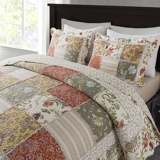 NEWLAKE Cotton Patchwork Bedspread, 3-Piece Bedding Quilt Set with Real Stitched Embroidery, Reversible Matelasse Bed Coverlet Set,Floral Paisley Grid with Lace,Queen Size-Ruum Studio Home