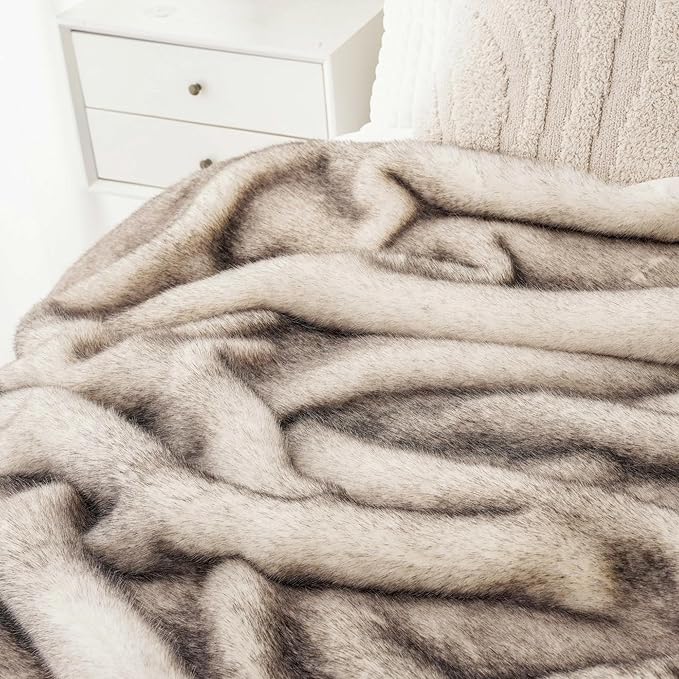 BATTILO HOME Luxury Fluffy Faux Fur Throw Blanket, Cozy Soft Warm Fur Blanket for Couch, Sofa, Chair, Bed, Plush Fuzzy Fur Throws with Long Pile & Brushed Tips, 50"x60"-Ruum Studio Home