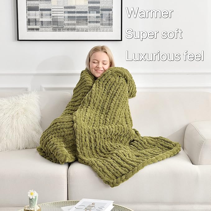 Maetoow Tighter Version Chenille Chunky Knit Blanket Throw 50×60 Inch, Handmade Warm & Cozy Blanket Couch, Bed, Home Decor, Soft Fleece Banket, Boho Thick Blankets and Giant Yarn Throws，Olive Green-Ruum Studio Home
