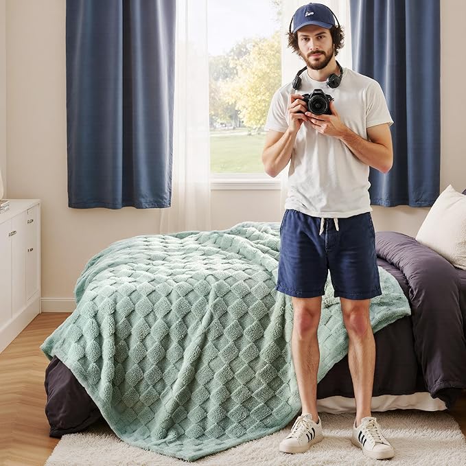 Bedsure GentleSoft Twin Blanket for Bed - Super Soft Cozy Blankets for Women Men Girls, Cute Fuzzy Fleece Throws for Bedroom Couch, Sage Green, 60x80 Inches-Ruum Studio Home