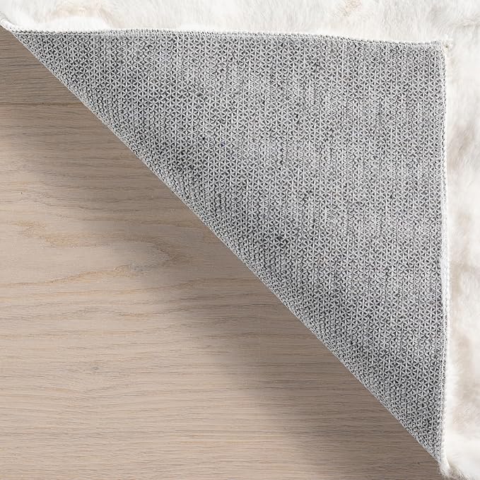 nuLOOM 5' x 8' Cozy Plush SuperiorWash Area Rug, Machine Washable, Non-Slip, Soft Fluffy Shag Carpet for Living Room Bedroom Kids Room Nursery Home Decor, Jeni White-Ruum Studio Home