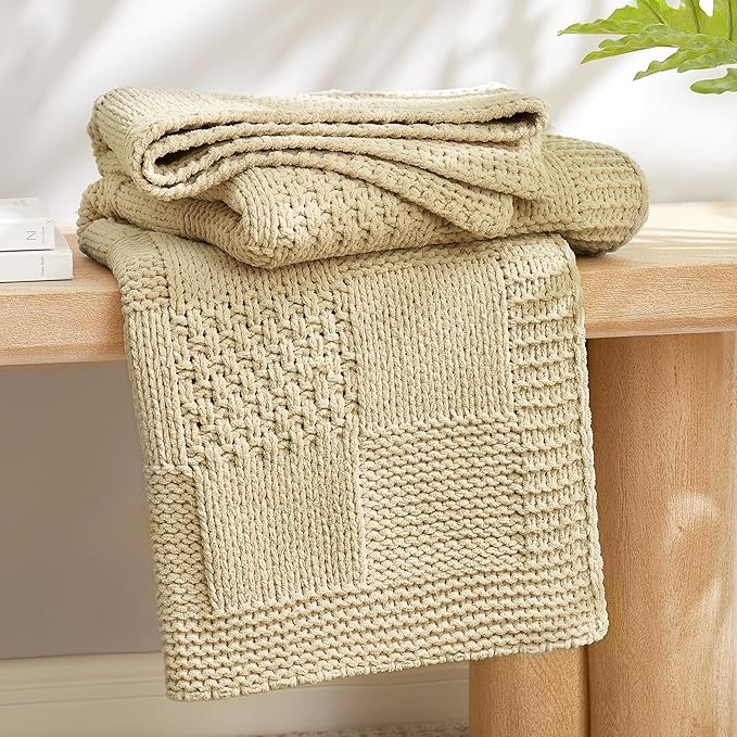 Amélie Home Chenille Knit Throw Blanket for Couch, Checkered Texture Decorative Soft Blanket for Sofa, Bed & Living Room, 50"x60", Beige-Ruum Studio Home