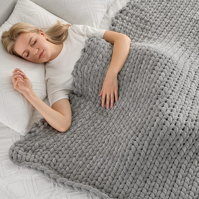 Maetoow Tighter Version Chenille Chunky Knit Blanket Throw （50×60 Inch）, Handmade Warm & Cozy Blanket Couch, Bed, Home Decor, Soft Fleece Banket, Boho Thick Blankets and Giant Yarn Throws，Light Grey-Ruum Studio Home