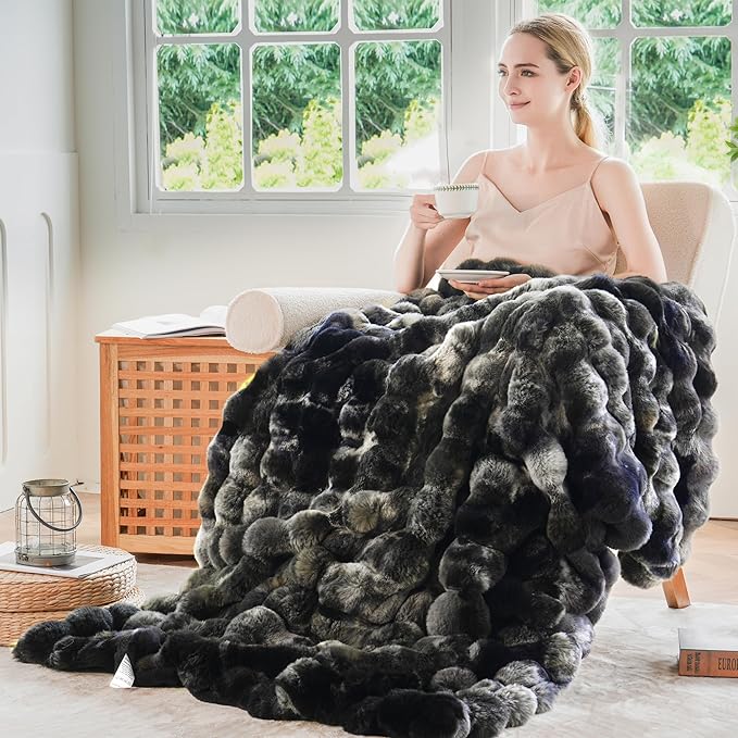 BENVWE Fluffy Faux Fur Throw Blanket for Couch, Soft Plush Thick Cozy Fuzzy Luxury Minky Bubble Blanket for Home Living Room Decor Gift for Women, Tie-dye Grey, 50" x 60", 1100GSM-Ruum Studio Home