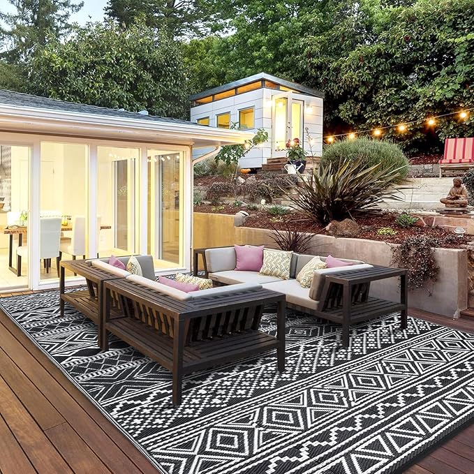 GAOMON Outdoor Plastic Straw Rug, 10'x20' Reversible Sage Green Patio Mat, Flower Modern Design for RV, Backyard, Deck, Camping, Picnic, Black/White(Bohemia)-Ruum Studio Home