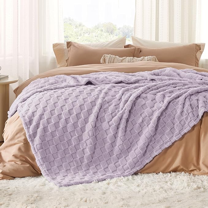 Bedsure GentleSoft California King Blanket for Bed - Super Soft Cozy Blankets for Women Men Girls, Large Fuzzy Fleece Throw for Bedroom Decor, Lavender Fog, 102x96 Inches-Ruum Studio Home